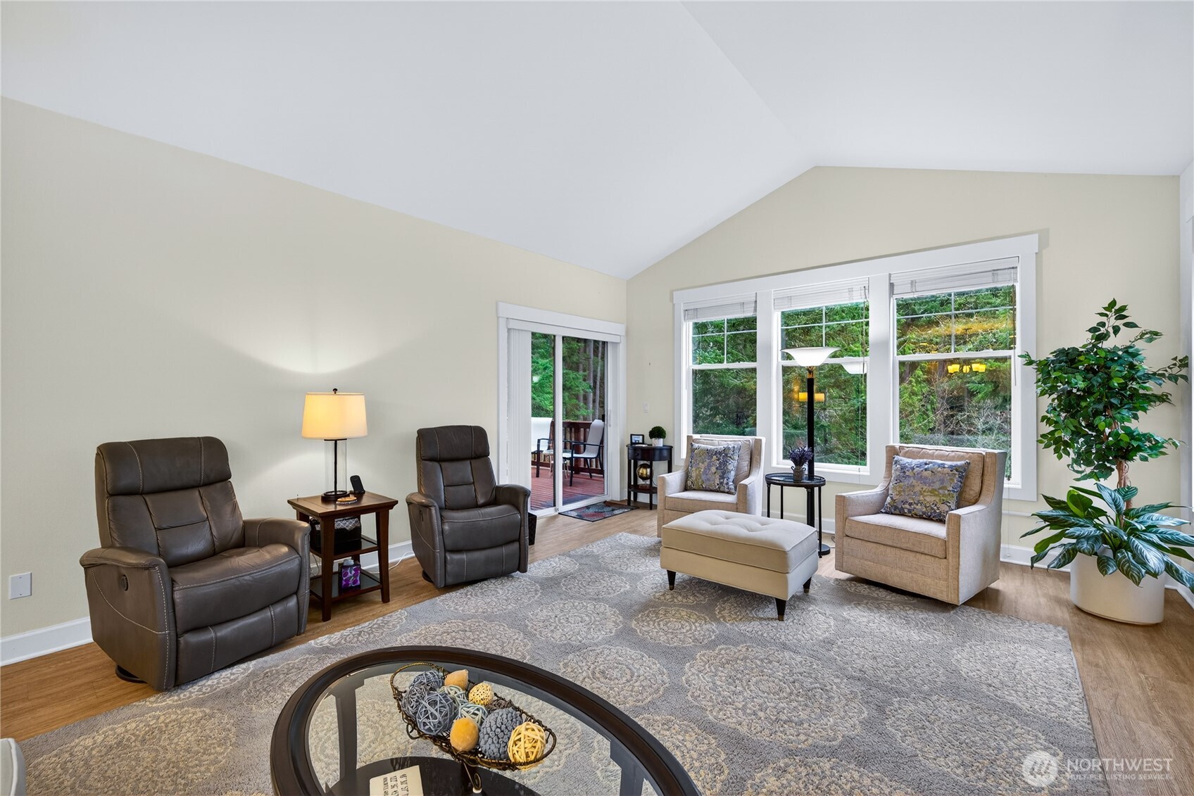 2016 Cascade Court Anacortes, WA 98221 - Photo 13 of 38