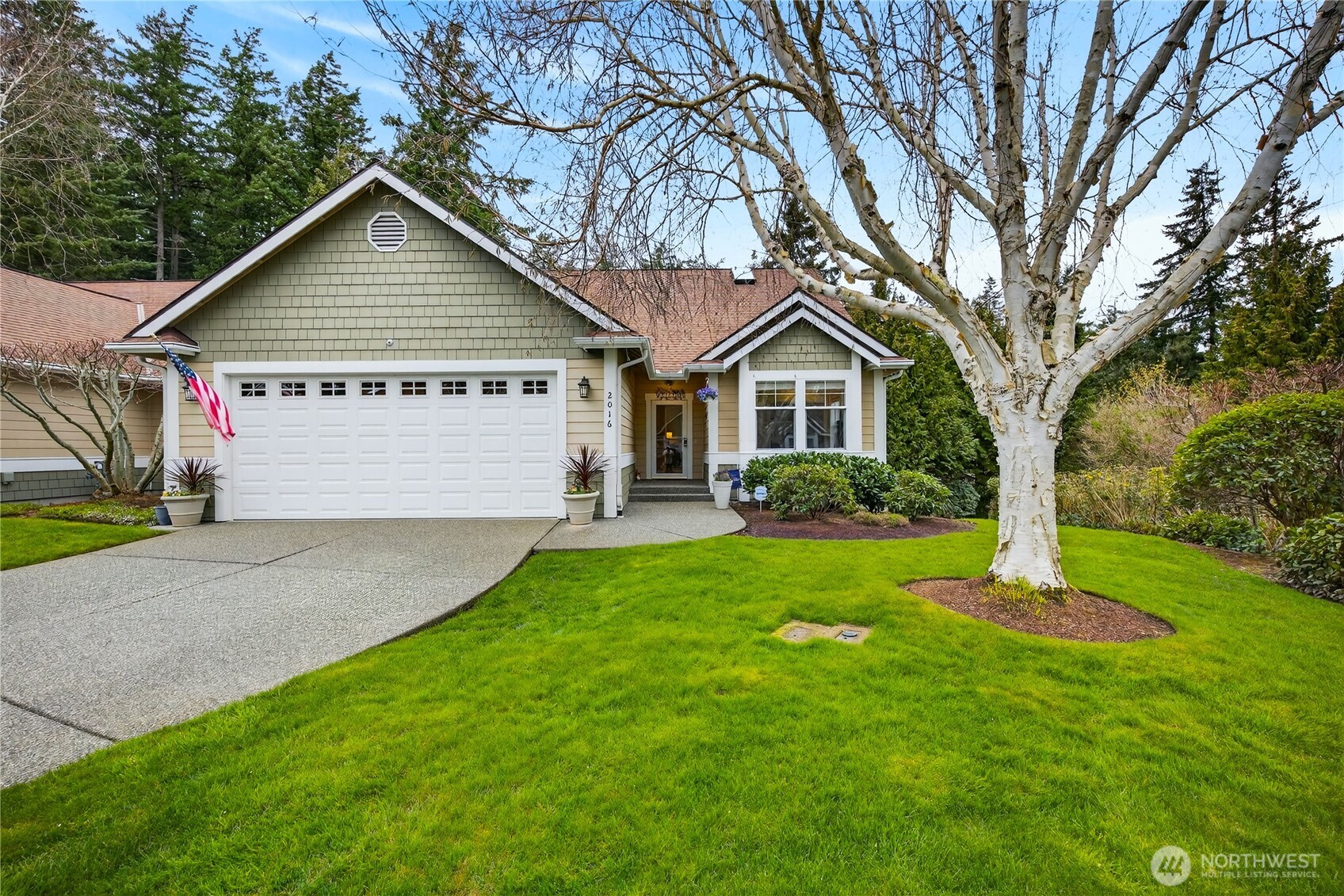 2016 Cascade Court Anacortes, WA 98221 - Photo 3 of 38