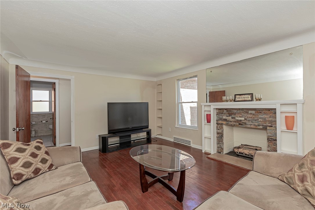 3826 Colony Road South Euclid, OH 44118 - Photo 17 of 35