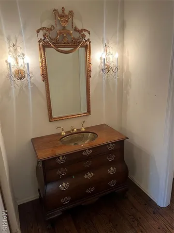 $450,000 | 14227 Kinderhook Drive, Chesterfield, MO 63017