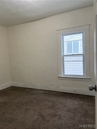 $950 | 1839 Michigan Avenue, Niagara Falls, NY 14305