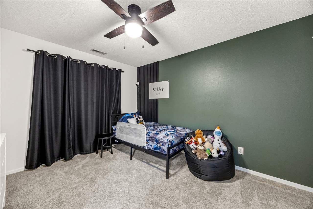 7112 Walden Road Northeast Cedar Rapids, IA 52402 - Photo 20 of 31 Gallery Image 20