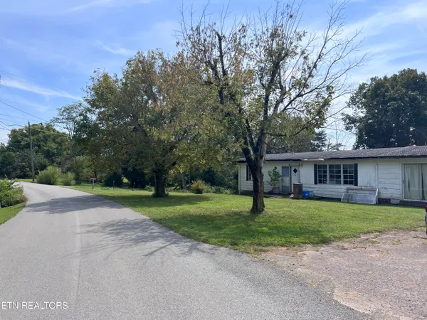 $120,000 | 10728 Mountain Road, Luttrell, TN 37779