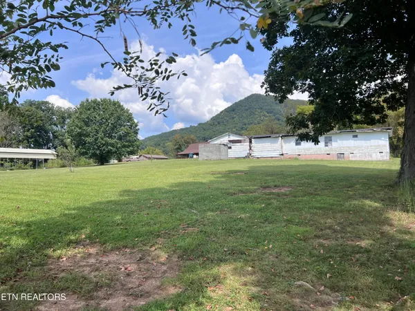 $120,000 | 10728 Mountain Road, Luttrell, TN 37779