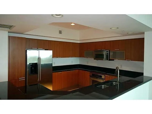 $2,950 | 14951 Royal Oaks Lane, Unit 1608, North Miami, FL 33181