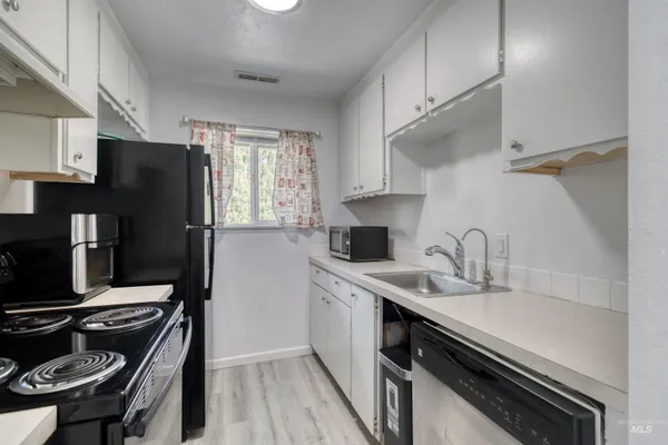 $274,900 | 5268 West Kootenai Street, Boise, ID 83705