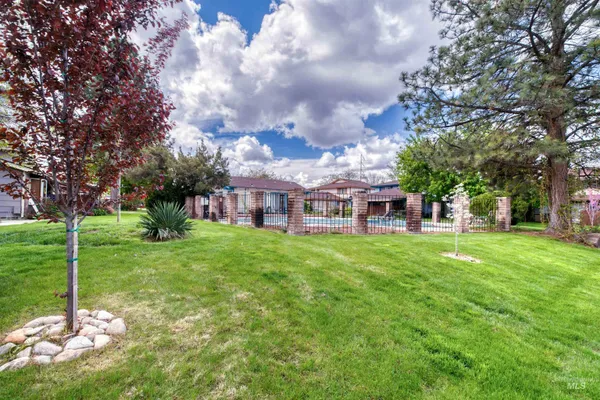 $274,900 | 5268 West Kootenai Street, Boise, ID 83705