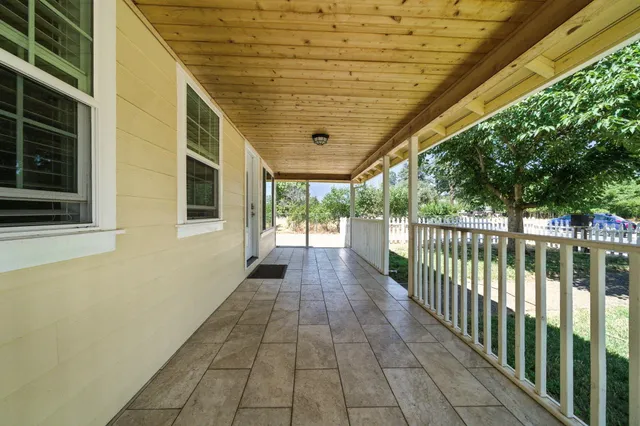 $330,000 | 6594 Clear View Drive, Anderson, CA 96007