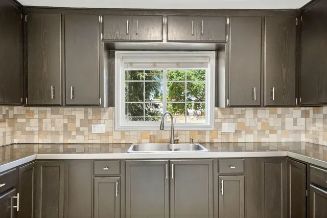 $330,000 | 6594 Clear View Drive, Anderson, CA 96007