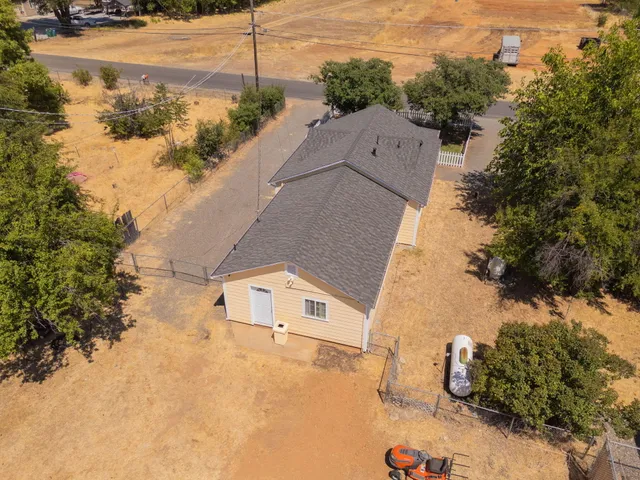 $330,000 | 6594 Clear View Drive, Anderson, CA 96007