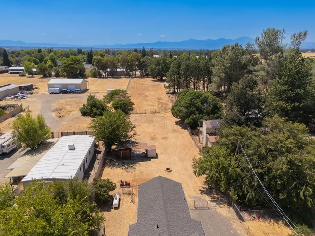 $330,000 | 6594 Clear View Drive, Anderson, CA 96007