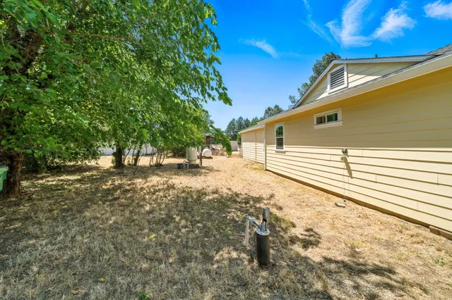$330,000 | 6594 Clear View Drive, Anderson, CA 96007