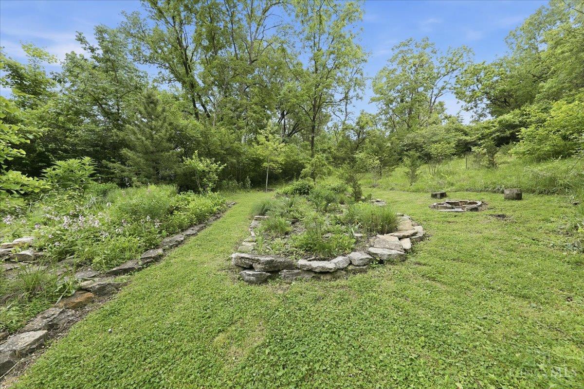 5246 Shepherd Road Cincinnati, OH 45223 - Photo 27 of 34