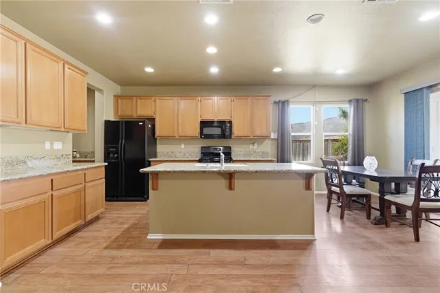 $525,000 | 741 Amor Drive, San Jacinto, CA 92582