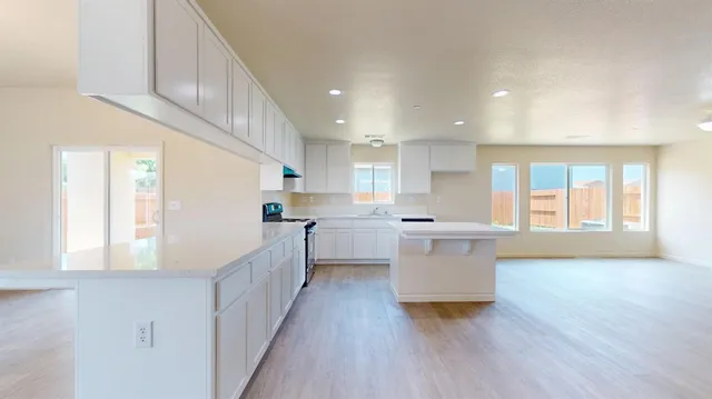 $589,950 | 5555 Landon Lane, Riverbank, CA 95367