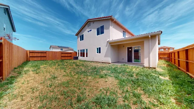 $589,950 | 5555 Landon Lane, Riverbank, CA 95367