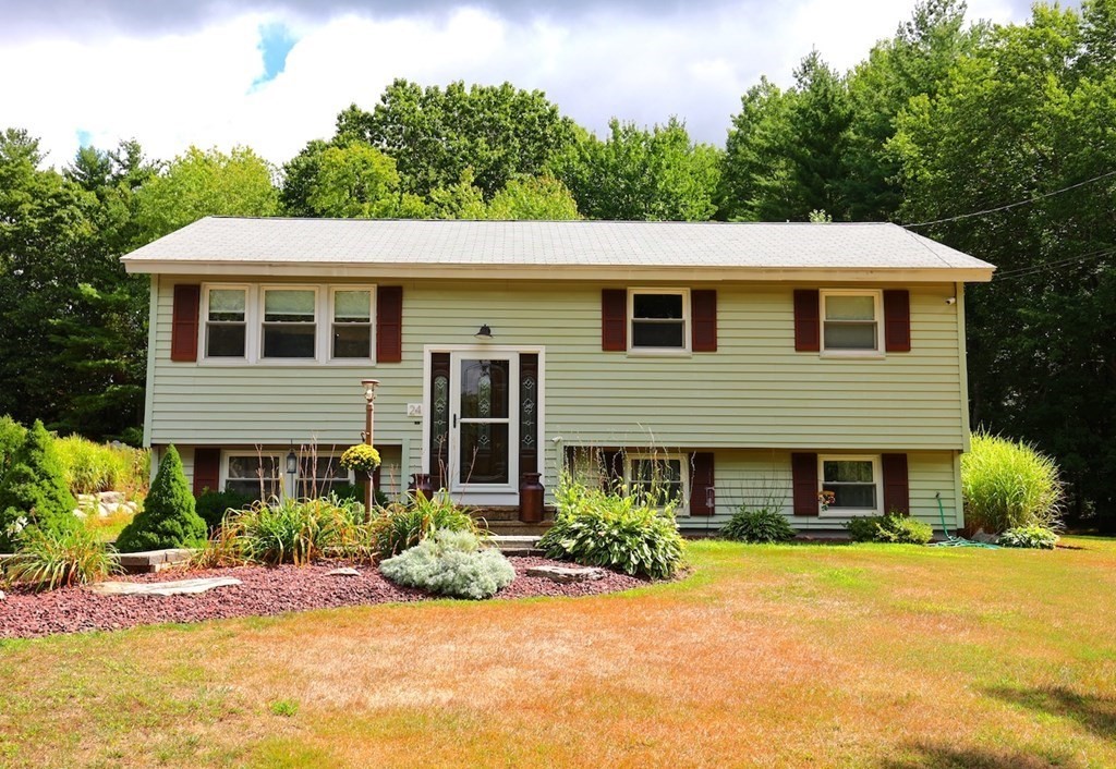 24 Sleigh Road Chelmsford, MA 01824 - Photo 22 of 40 Gallery Image 22