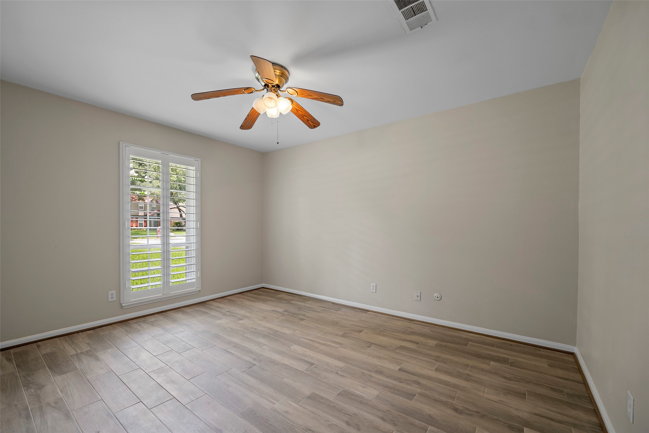 6507 Allentown Drive Spring, TX 77389 - Photo 4 of 30 Bedroom 3