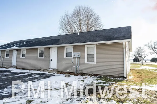 $850 | 4881 300W, Unit 18, New Palestine, IN 46163