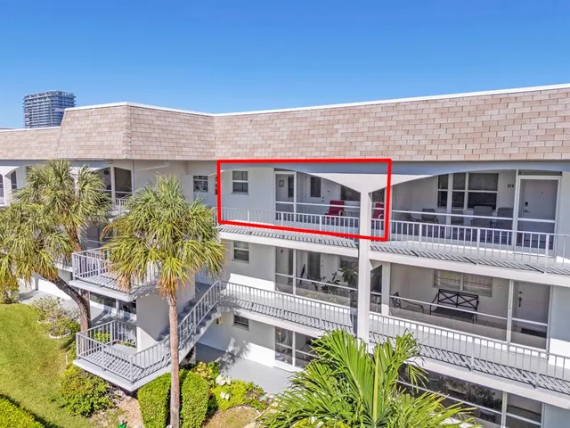 $229,000 | 581 Blue Heron Drive, Unit 317B, Hallandale Beach, FL 33009