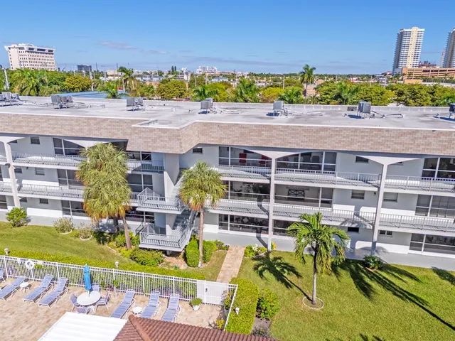 $229,000 | 581 Blue Heron Drive, Unit 317B, Hallandale Beach, FL 33009