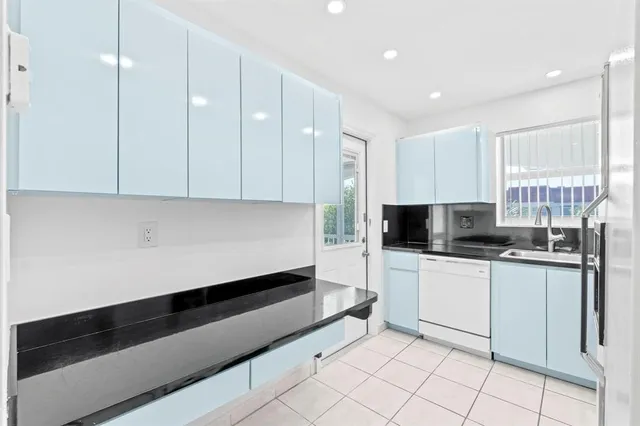 $229,000 | 581 Blue Heron Drive, Unit 317B, Hallandale Beach, FL 33009