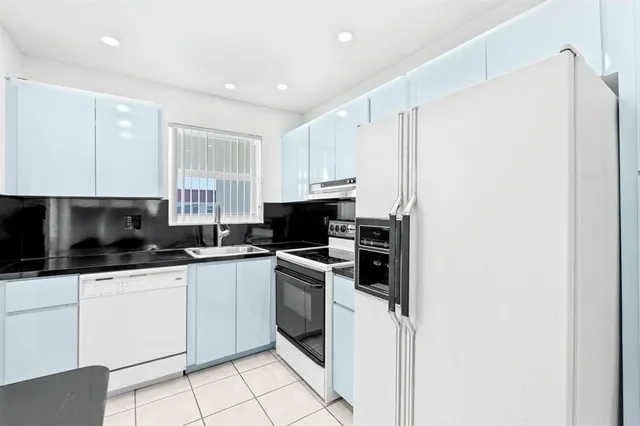 $229,000 | 581 Blue Heron Drive, Unit 317B, Hallandale Beach, FL 33009