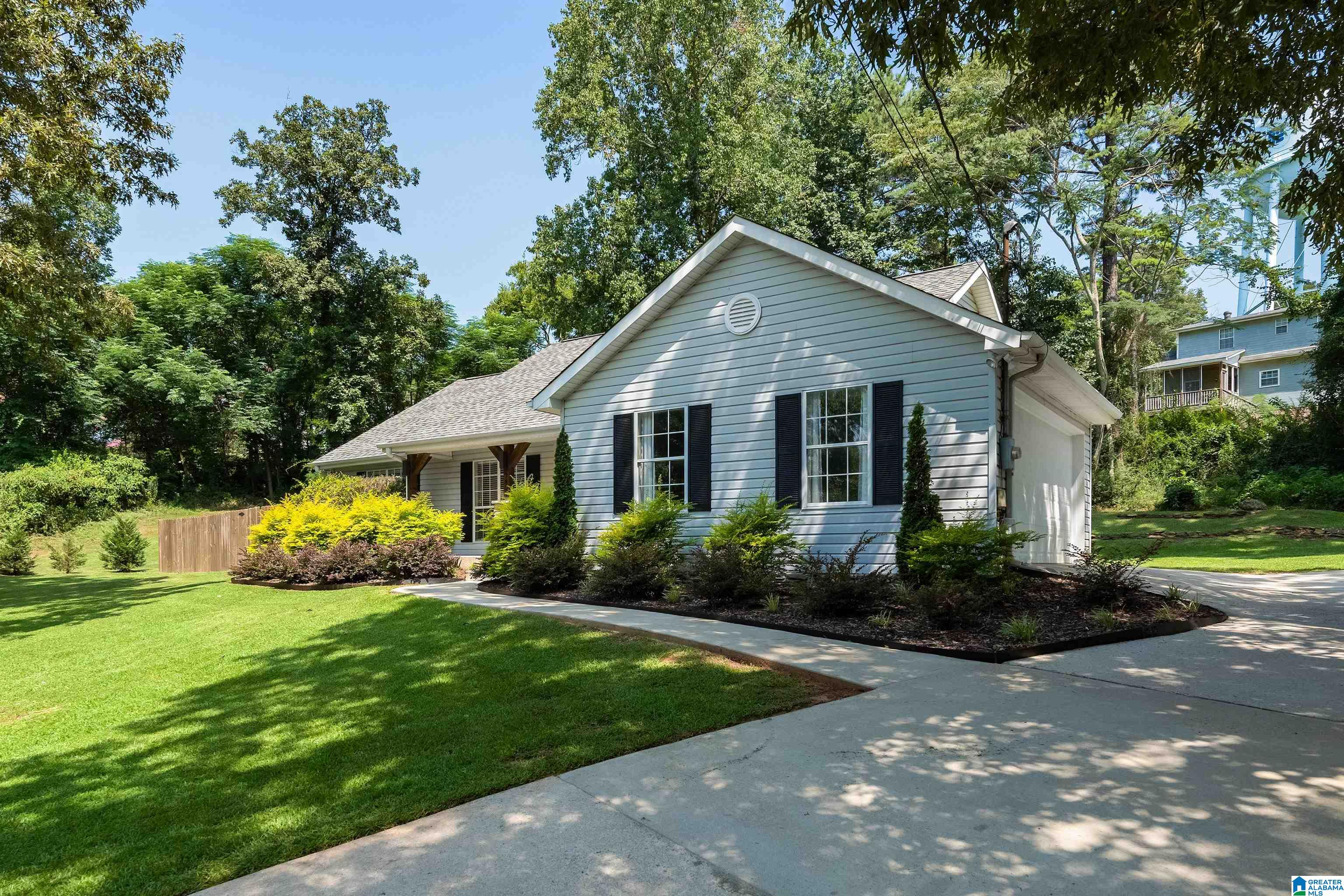 7801 South View Lane Bessemer, AL 35022 - Photo 4 of 26