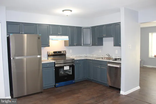 $2,100 | 127 Higgins Drive, Glassboro, NJ 08028