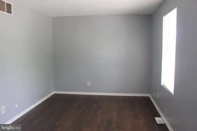 $2,100 | 127 Higgins Drive, Glassboro, NJ 08028