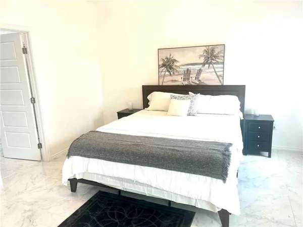 $3,000 | 2303 South 42nd Lane, McAllen, TX 78503