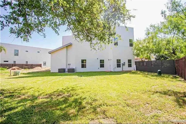 $3,000 | 2303 South 42nd Lane, McAllen, TX 78503