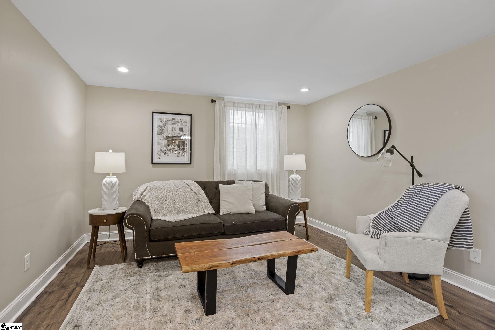 14 Chaney Street Greenville, SC 29607 - Photo 17 of 24