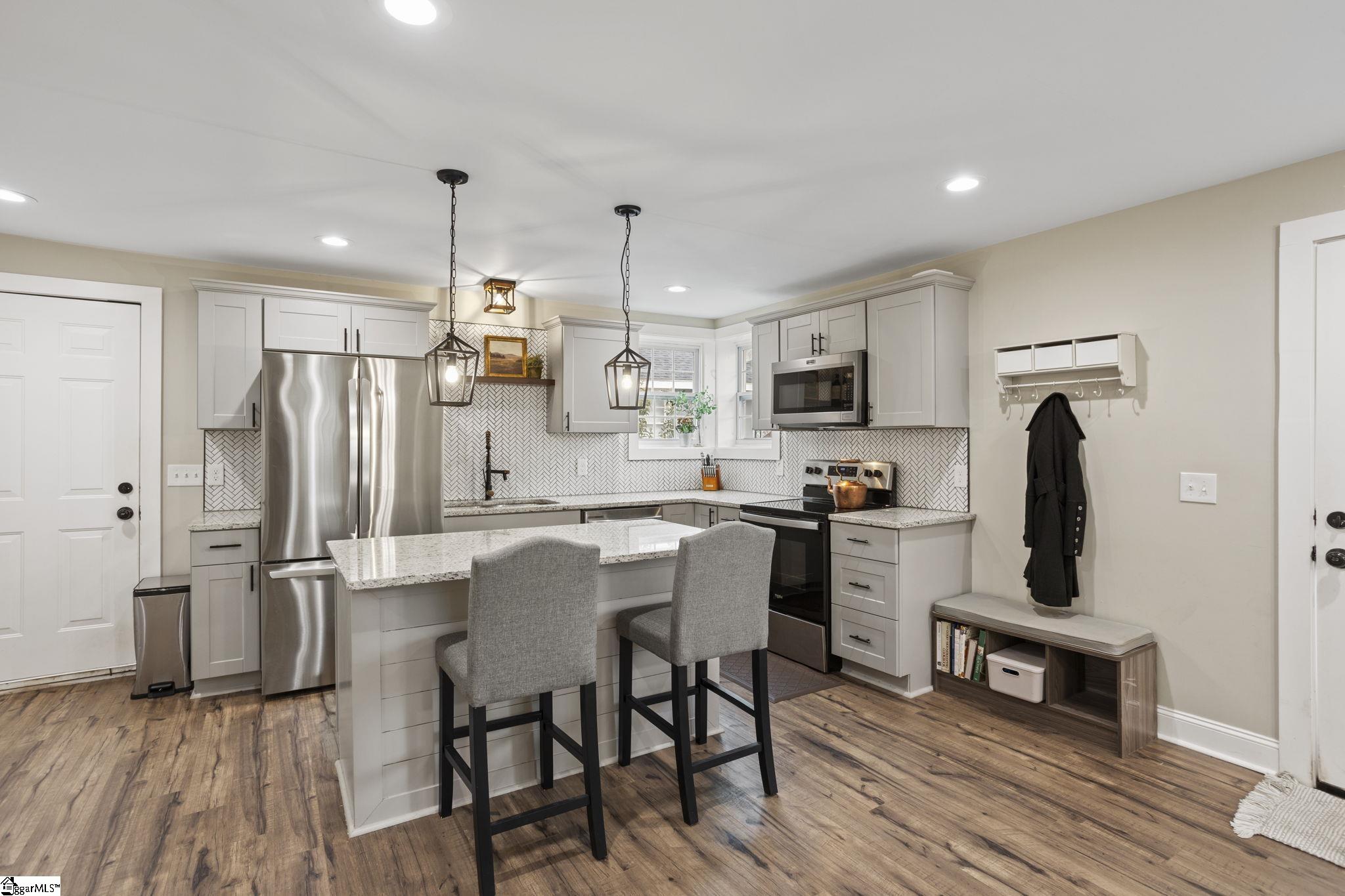 14 Chaney Street Greenville, SC 29607 - Photo 19 of 24