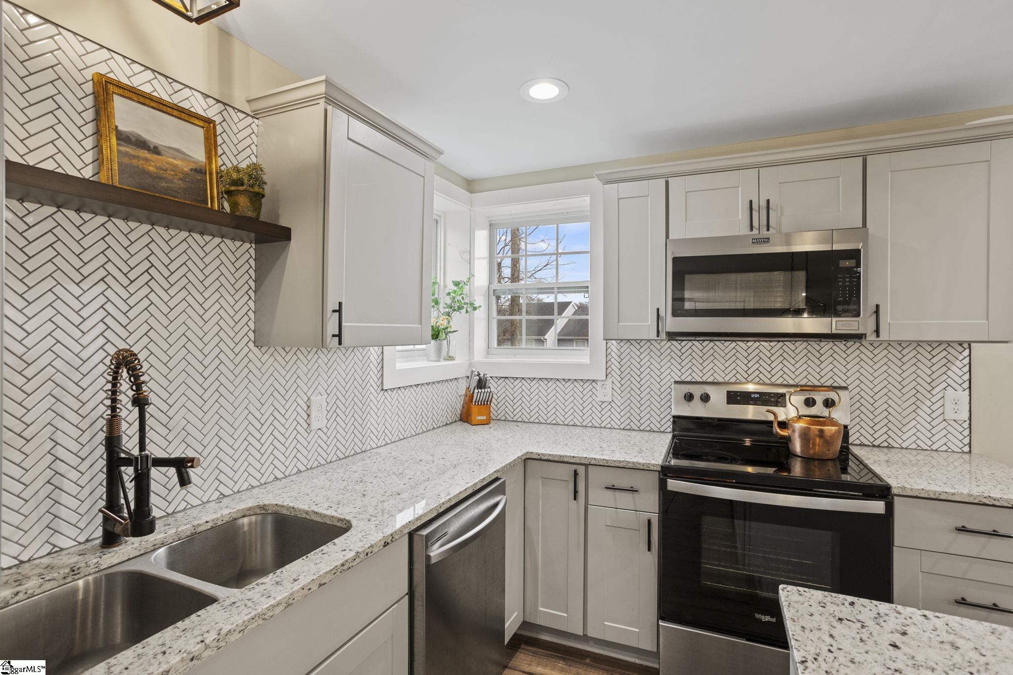 14 Chaney Street Greenville, SC 29607 - Photo 21 of 24