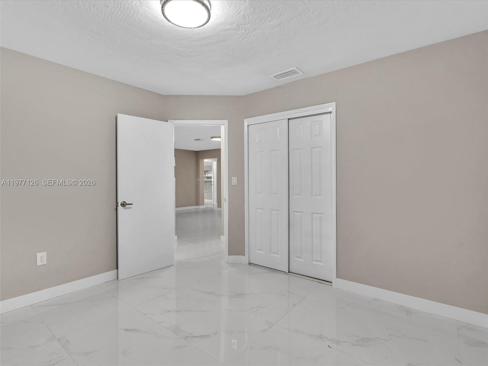 6800 Raleigh Street Hollywood, FL 33024 - Photo 25 of 42