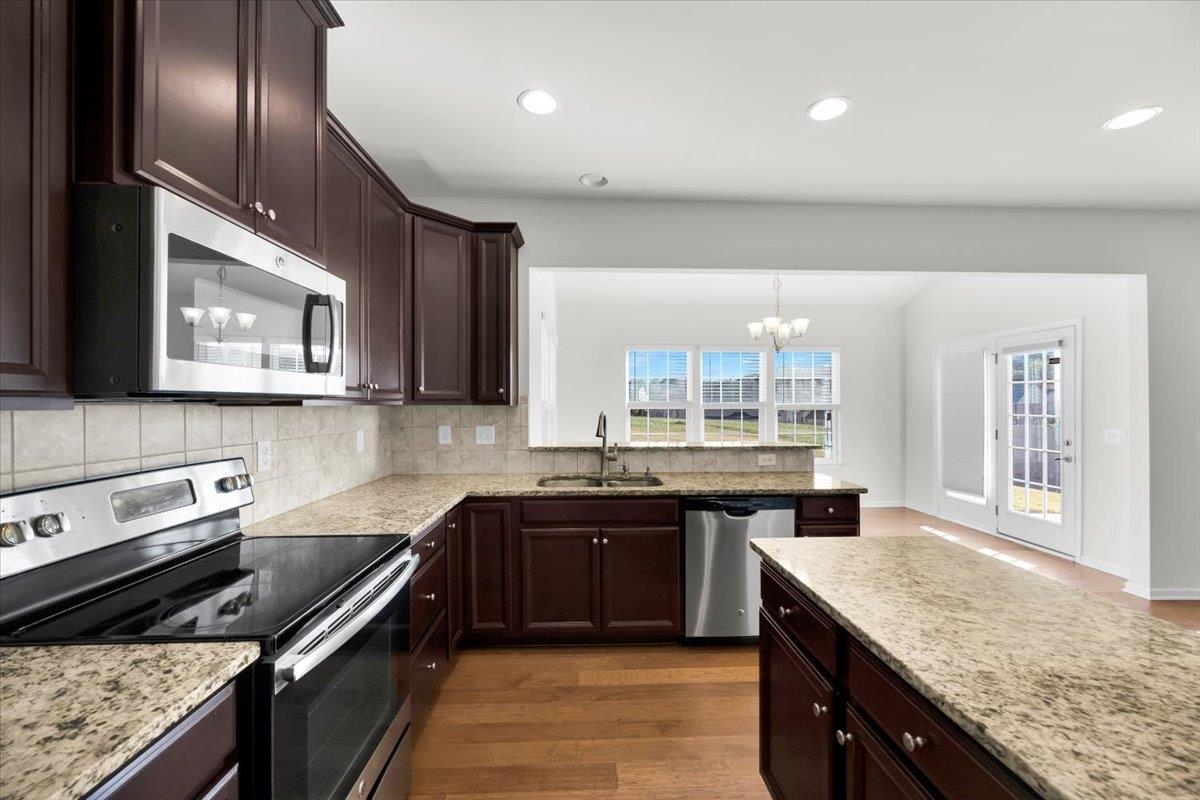 229 Sandusky Lane Simpsonville, SC 29680 - Photo 15 of 48