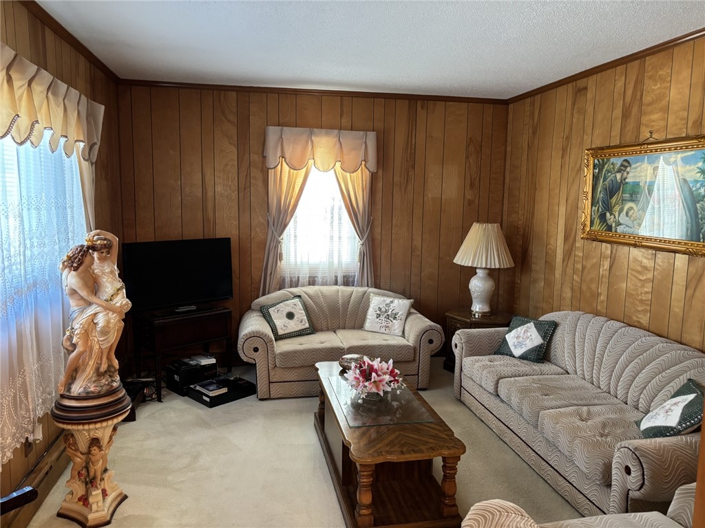 12 Union Street Warren, RI 02885 - Photo 4 of 11