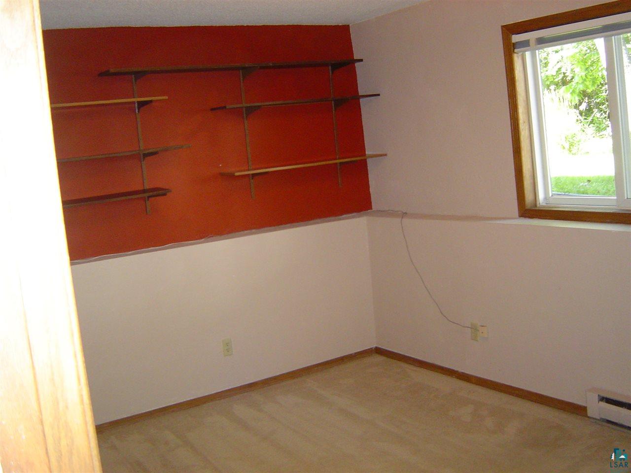 5001 Oneida Street Duluth, MN 55804 - Photo 14 of 23 Gallery Image 14