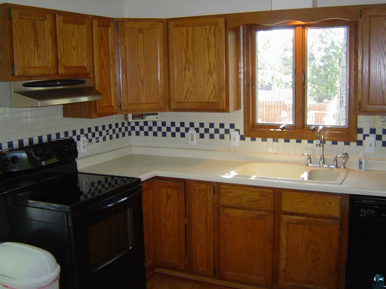 5001 Oneida Street Duluth, MN 55804 - Photo 2 of 23 Gallery Image 2