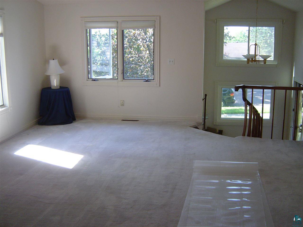 5001 Oneida Street Duluth, MN 55804 - Photo 5 of 23 Gallery Image 5