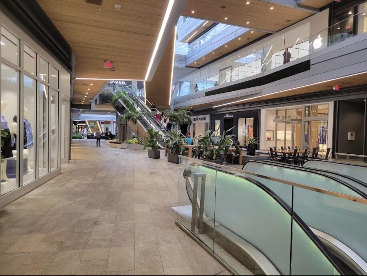 88 Southwest 7th Street, Unit 1006 Miami, FL 33130 - Photo 6 of 12 mall