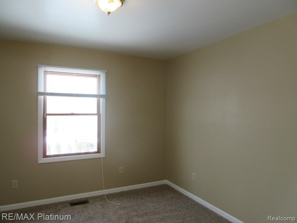 170 Chilson Road Howell, MI 48843 - Photo 16 of 24 IMG_0912.jpg