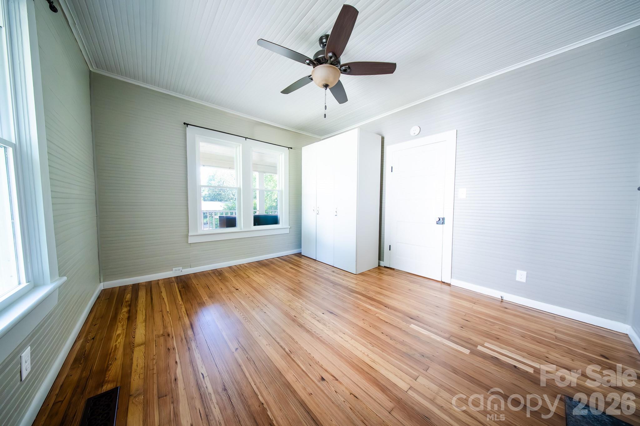 110 North Chestnut Street Morganton, NC 28655 - Photo 10 of 15