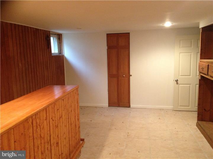 504 6th Street Roebling, NJ 08554 - Photo 11 of 14