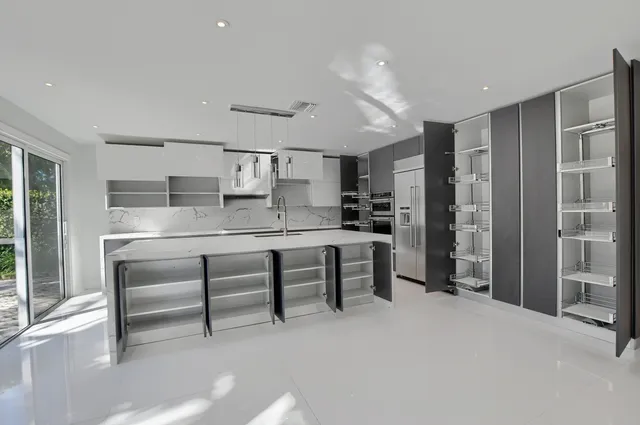 $1,525,000 | 23352 Lago Mar Circle, Boca Raton, FL 33433