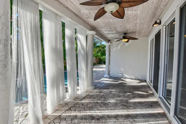 $1,525,000 | 23352 Lago Mar Circle, Boca Raton, FL 33433