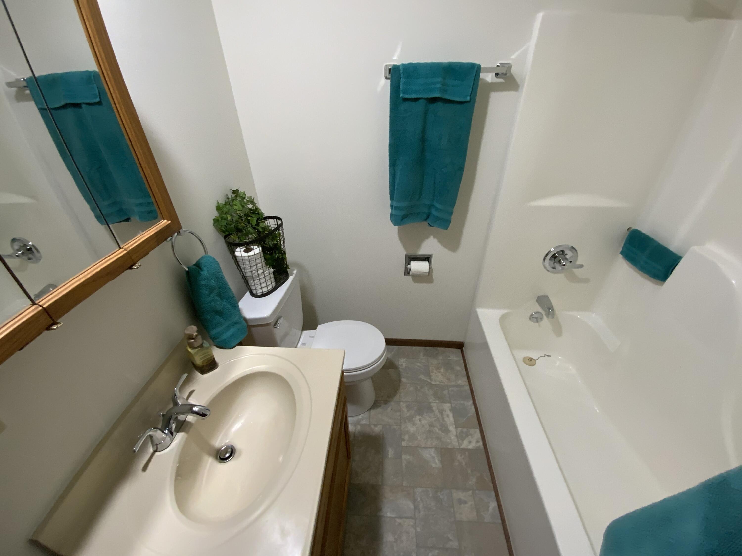 11571 Mohawk Path Lakeview, OH 43331 - Photo 16 of 27