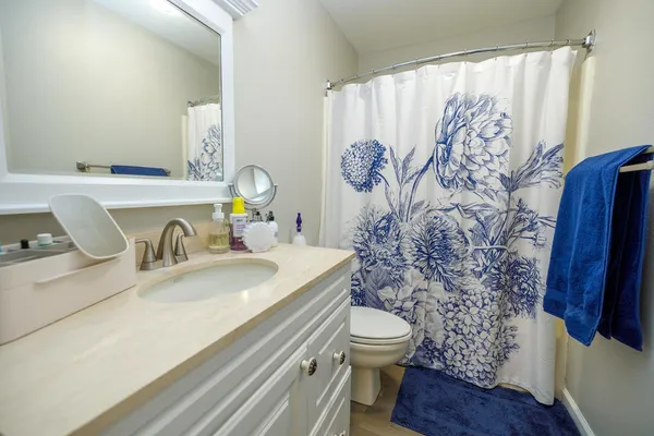 $259,900 | 3400 Sullivan Court, Unit 272, Modesto, CA 95356