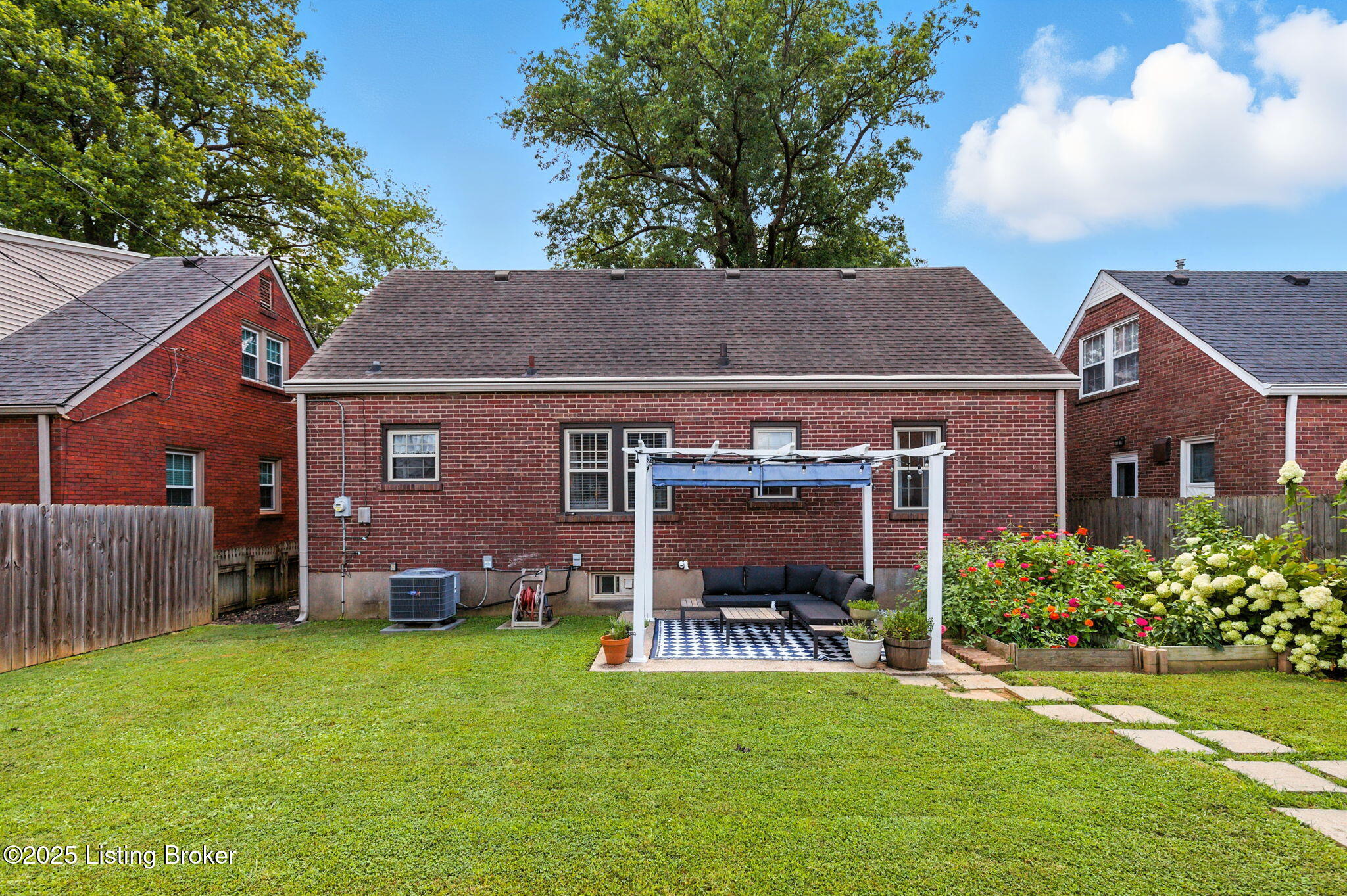 1015 Greenleaf Road Louisville, KY 40213 - Photo 53 of 60 1015 Greenleaf Rd-707